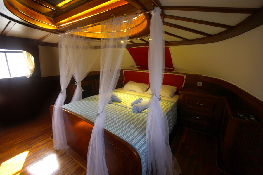 Gulet Esma Sultan II -  Guest Cabin 2.jpg