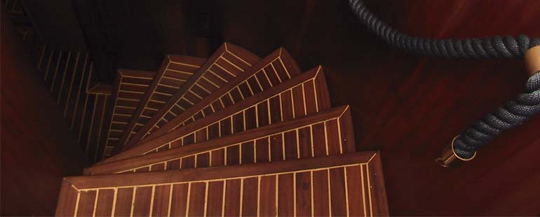 Gulet REX SICILIAE I -  Stairs.jpg