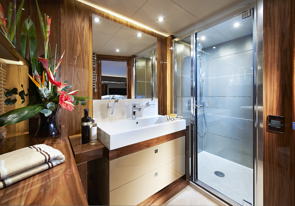 High Energy superyacht - VIP Ensuite.jpg