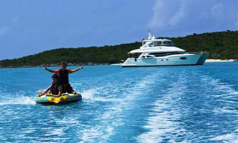 Horizon PC 60 SEA BOSS -  Watersport fun.jpg