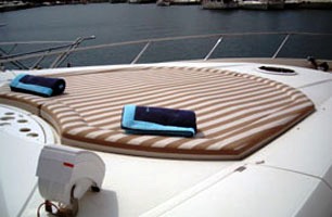 ILE BOHEMIEN -  Forepeak.jpg