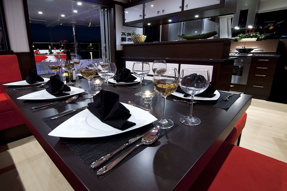 IN THE WIND - Dining.jpg