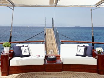 IRAKLIS L Aft Deck Lounte.jpg
