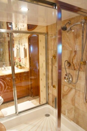 ISLAND GIRL -  Master Ensuite.jpg