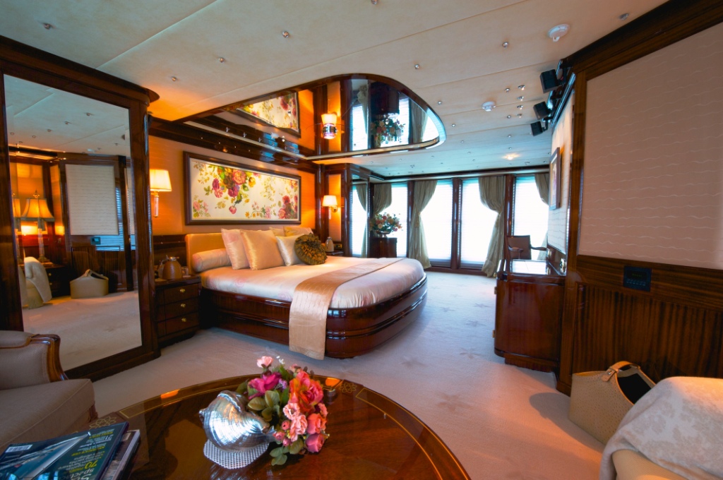 Jasmin -  Master Cabin.jpg