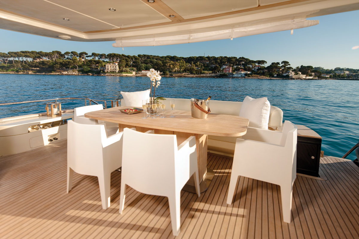 Jurata - Alfresco Dining.jpg