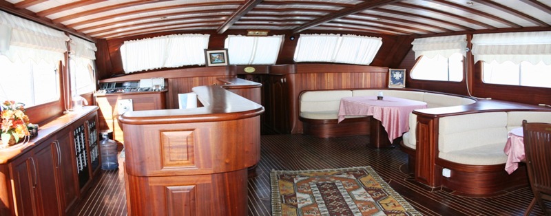 KAPTAN YILMAZ 3 Salon.jpg