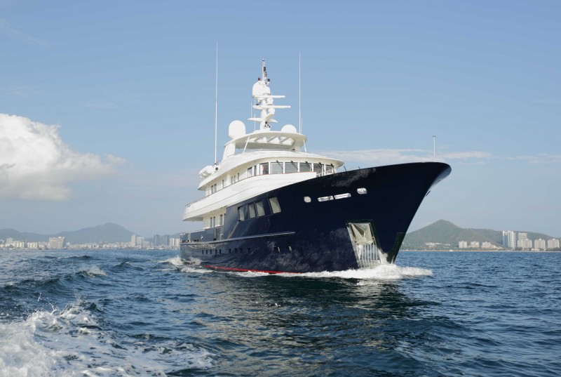 Kingship superyacht STAR.jpg