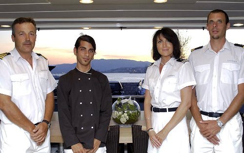 LARMERA -  Crew.jpg