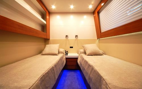 LARMERA -  Twin Cabin.jpg