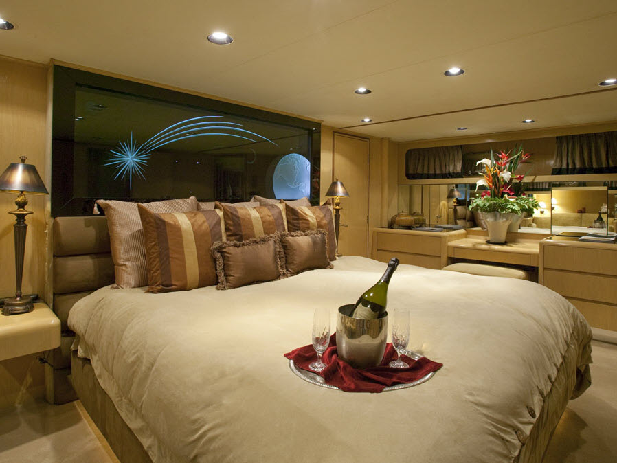 LE MONTRACHET -  Master Cabin.jpg