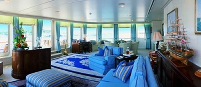 LEANDER - Observation lounge.jpg