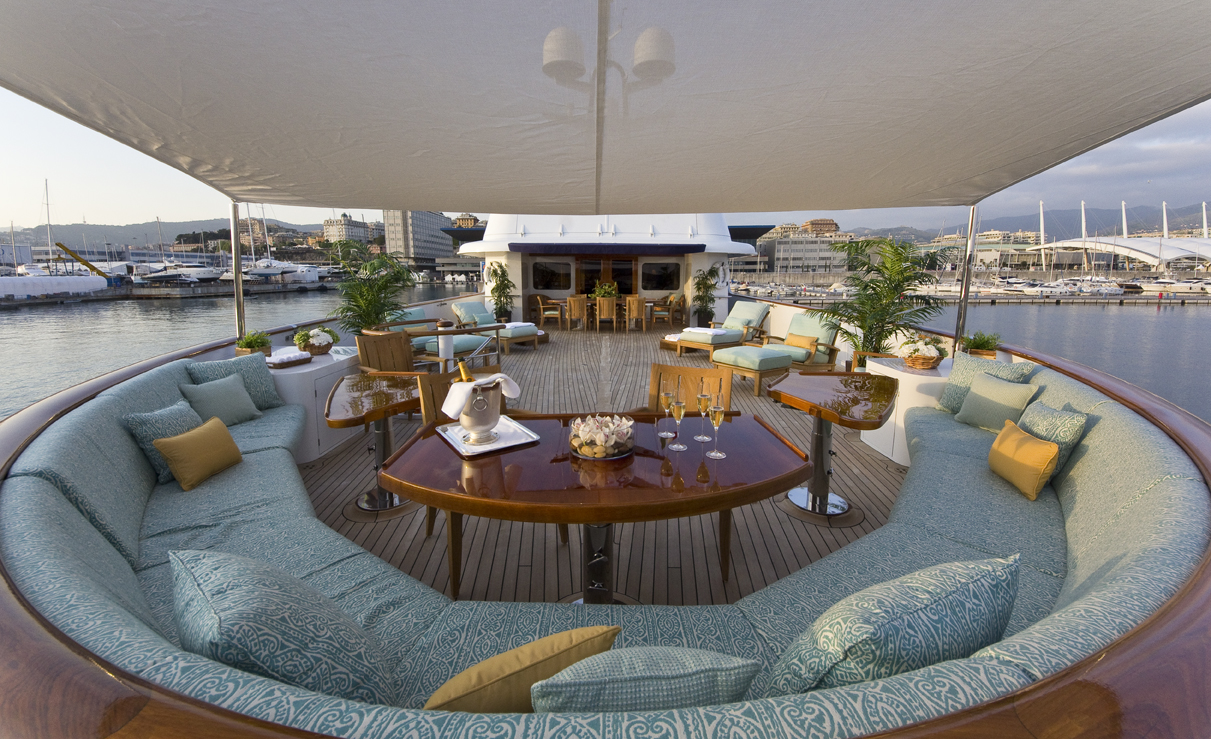 LEGEND - Bridge Deck Aft 2.jpg