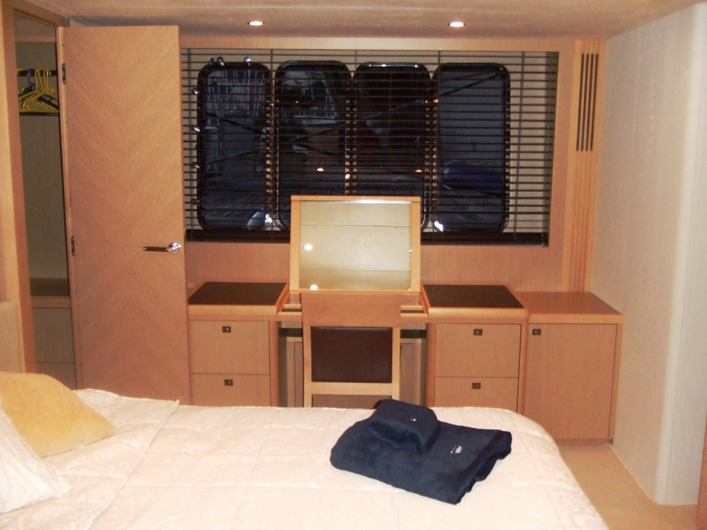 Lady Beatrice -  Master Dressing table.jpg