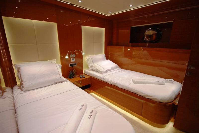 Lady Deisy -  Twin Cabin.jpg