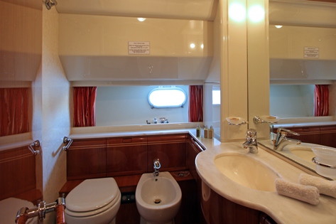 Lady Sofia -  VIP Cabin Bathroom.jpg