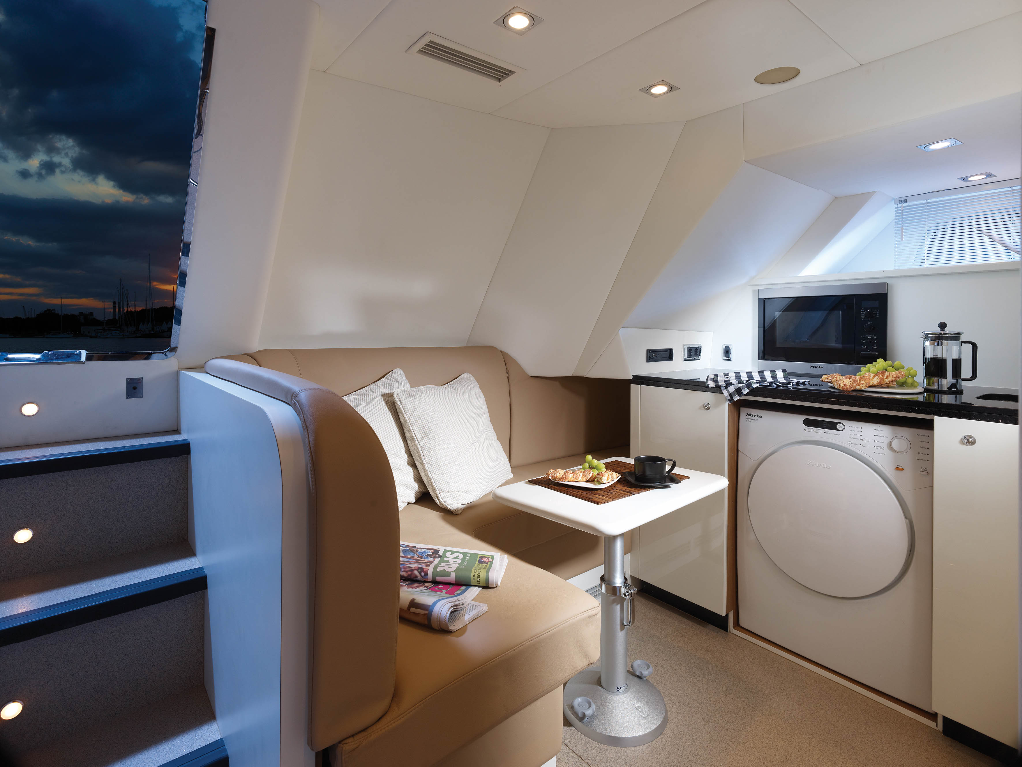 Luxury Yacht VEUVE.jpg