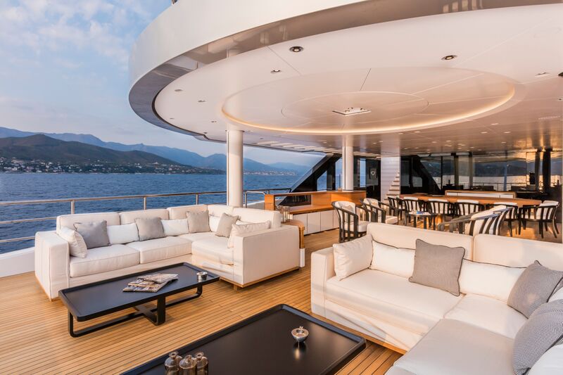 Luxury yacht SUERTE - Exterior.jpg