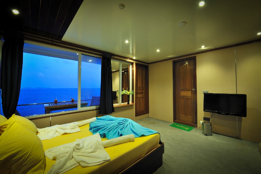 MALDIVE MOSAQUIE Seabreeze.jpg