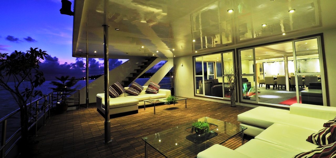 MALDIVE MOSIAQUE - Main deck outdoor sun set.jpg