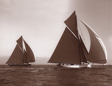 MOONBEAM IV -  Black and White Photo.jpg