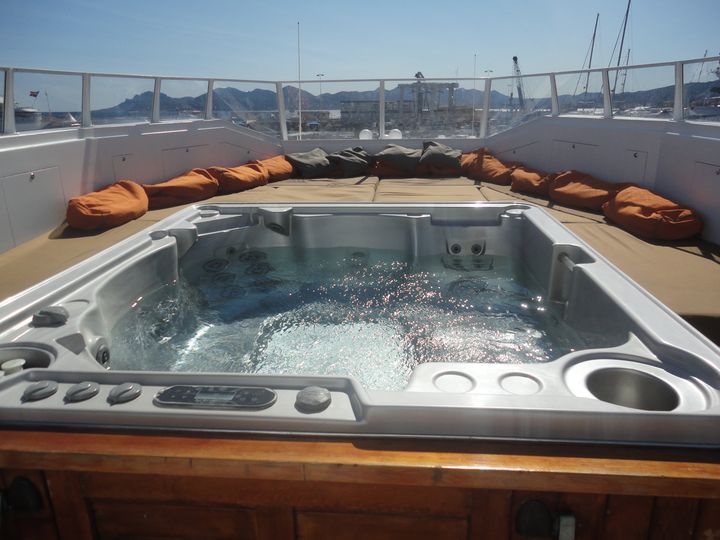 MY ALTER EGO - Jacuzzi.jpg