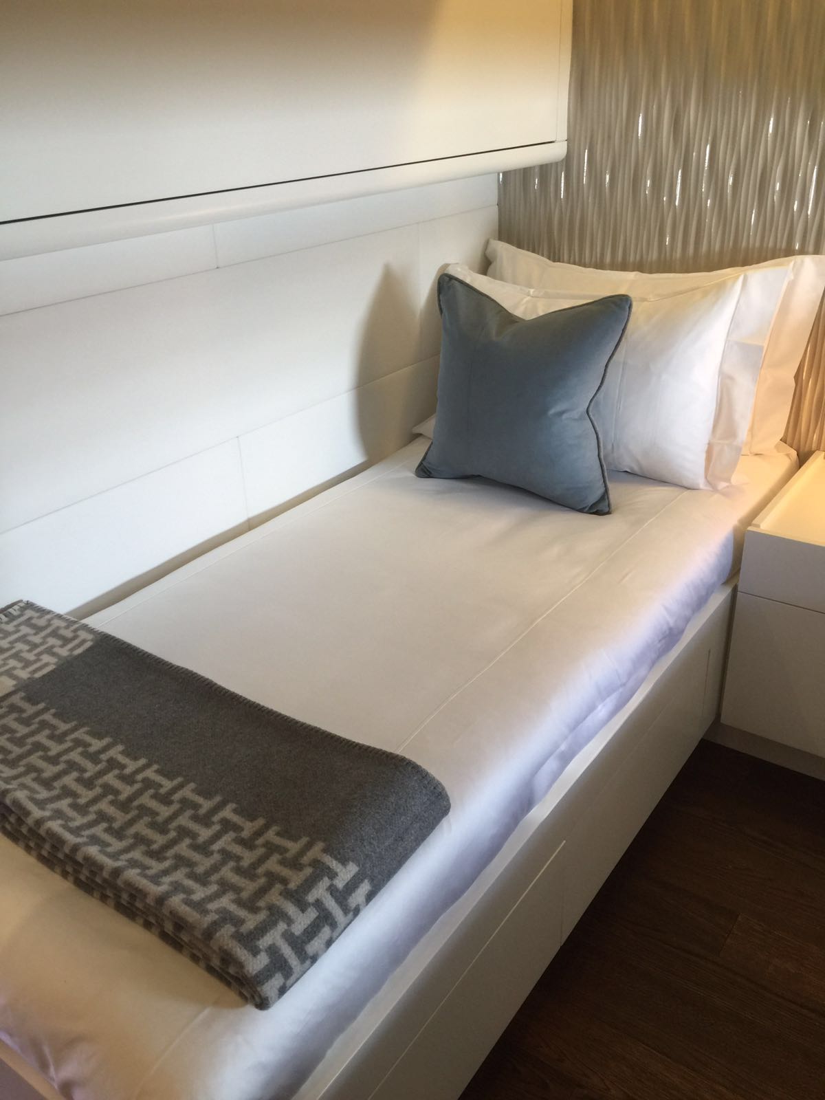 MY BEACHOUSE - Twin detail.jpg