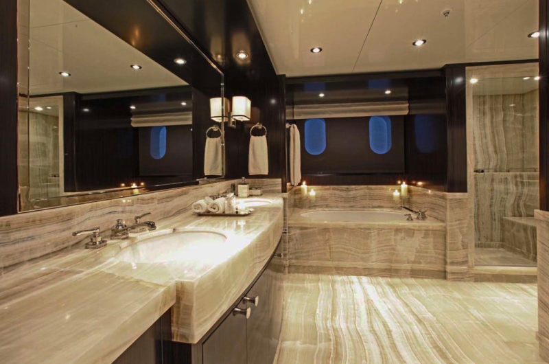 MY CARPE DIEM - VIP ensuite.jpg