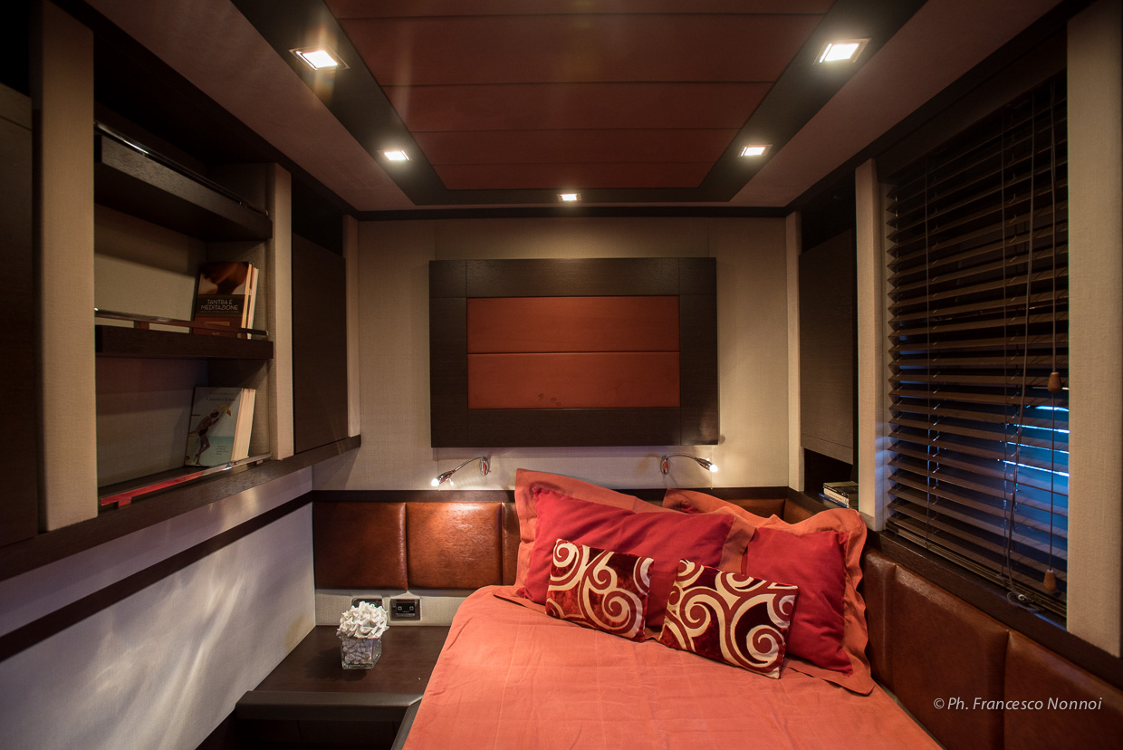 MY CHIMERA - Guest cabin.jpg