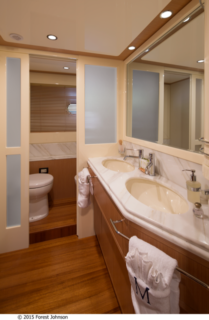 MY CRYSTAL PARROT - Master ensuite.png
