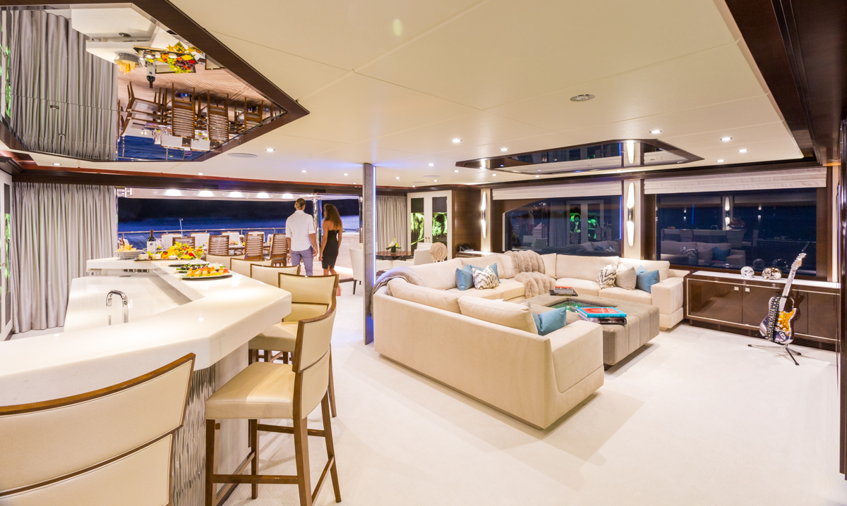 MY KING BABY - Skylounge and bar.jpg