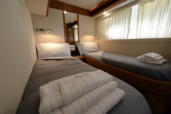 MY LADY - Twin cabin.JPG