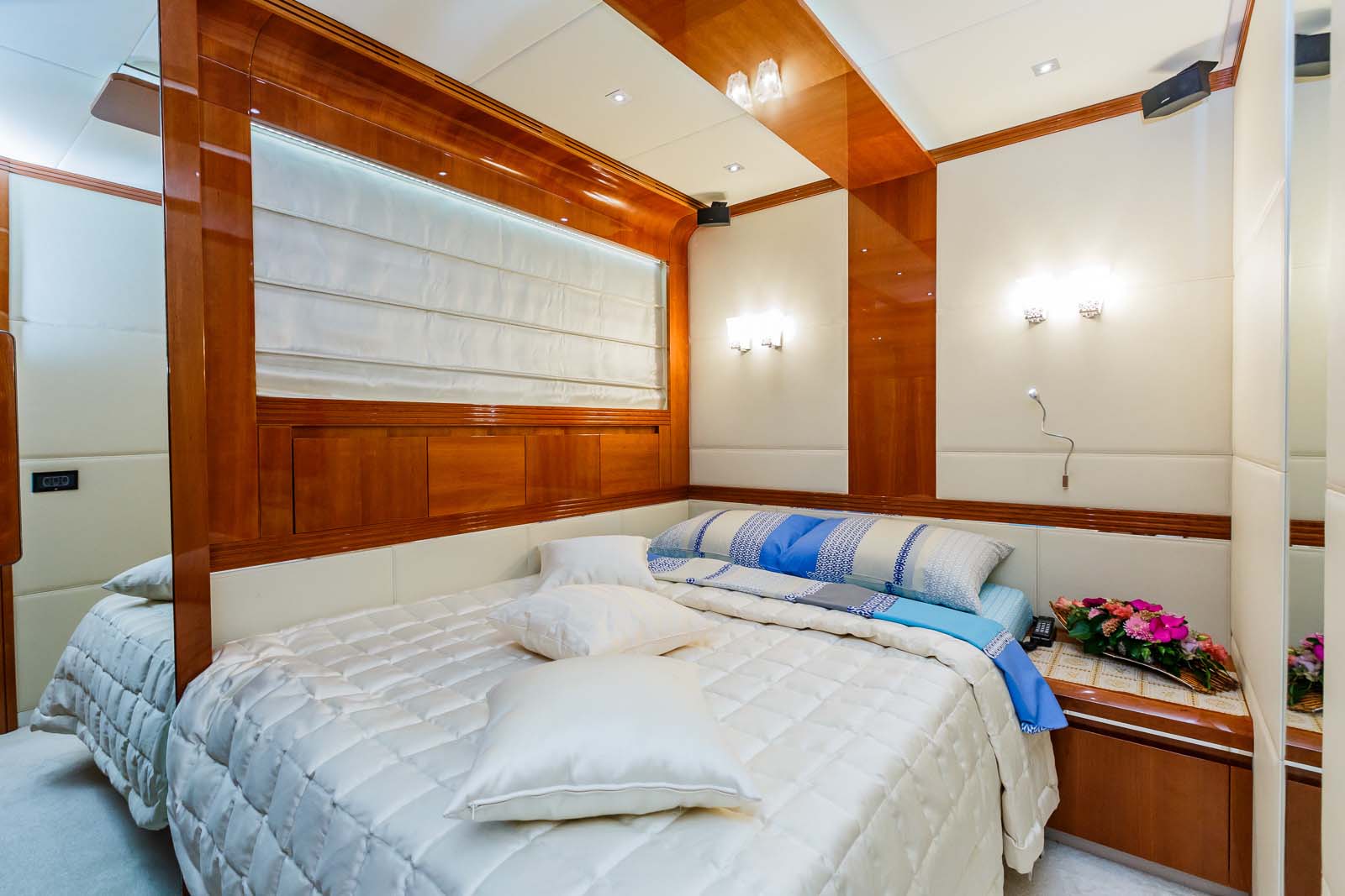 MY LADY MURA - Double cabin.jpg