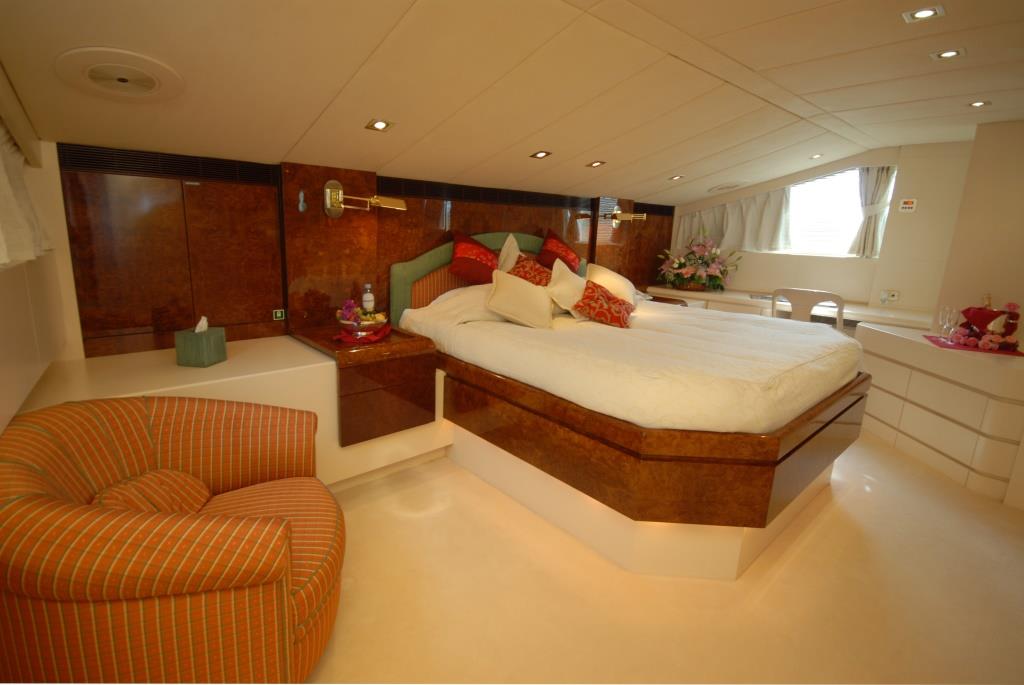 MY LADYSHIP - Master cabin.jpg