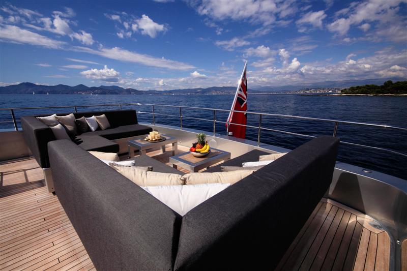 MY ONYX -  Cocktal tables on Flybridge.jpg