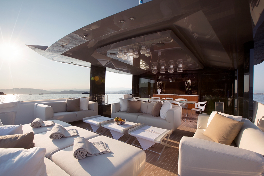 MY PANGEA -  Aft deck lounge.jpg