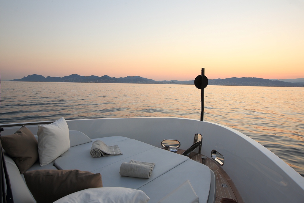 MY PANGEA -  Foredeck sunpads.jpg