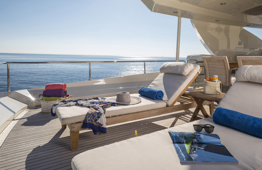 MY RINI V - Chaise loungers.jpg
