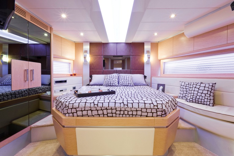 MY SASCHA - VIP suite.jpg