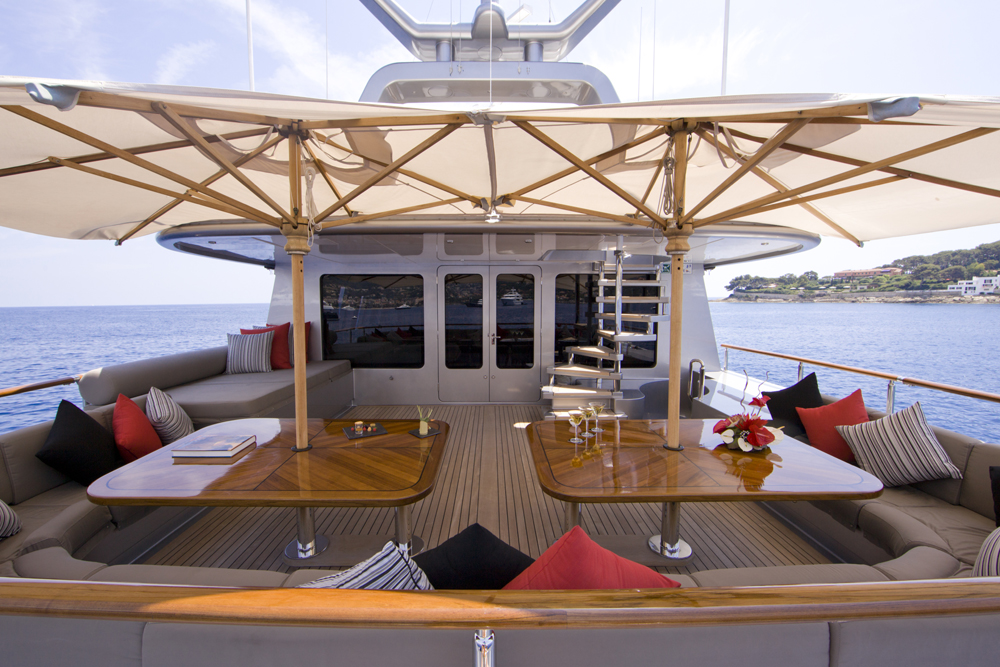 MY SILVER DREAM - Bridge deck dining.jpg