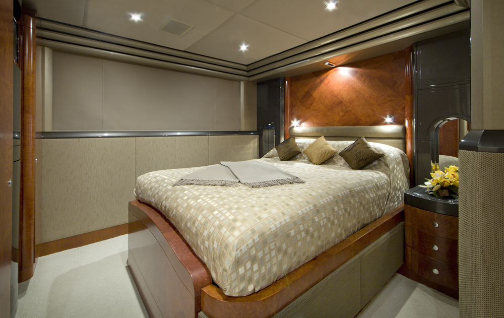 MY SILVER DREAM - Guest double cabin 1.jpg