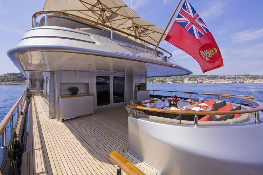 MY SILVER DREAM - Main deck aft.jpg