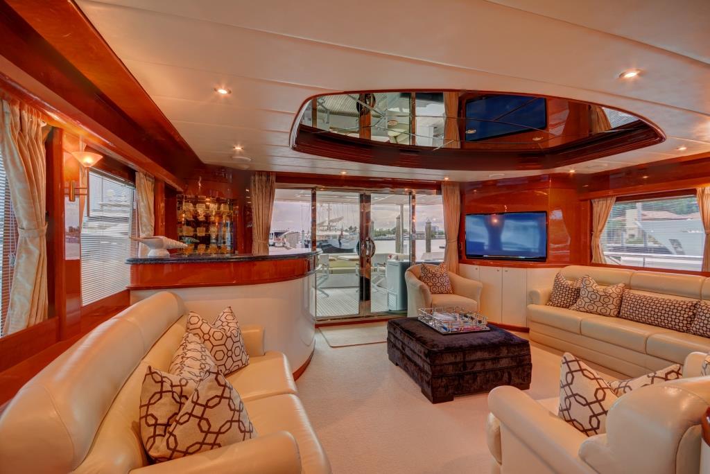 MY SIXTY SIX - Salon view aft.jpg
