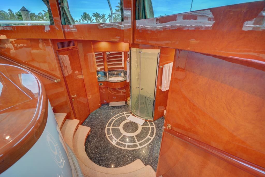 MY SIXTY SIX - To master ensuite.jpg