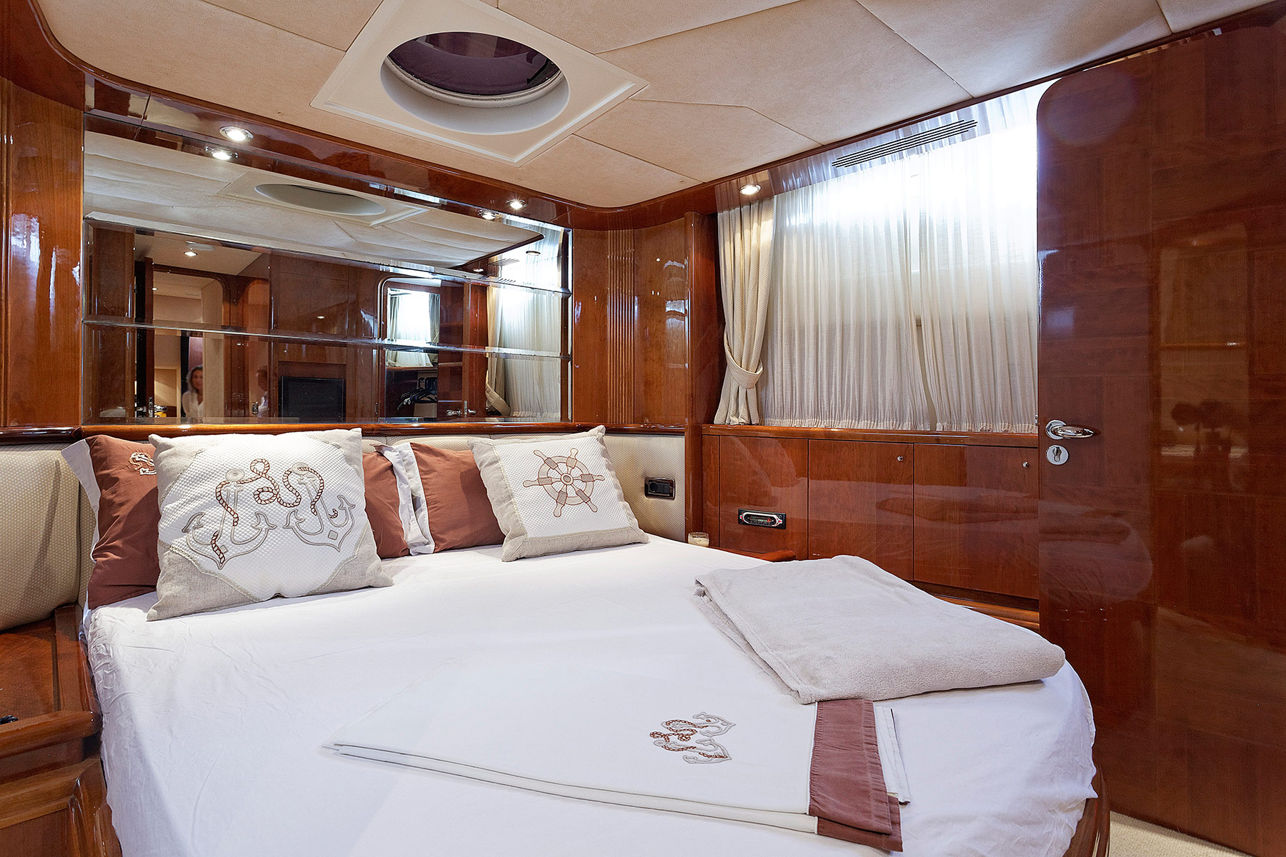 MY TRANQUILITA - VIP cabin.jpg