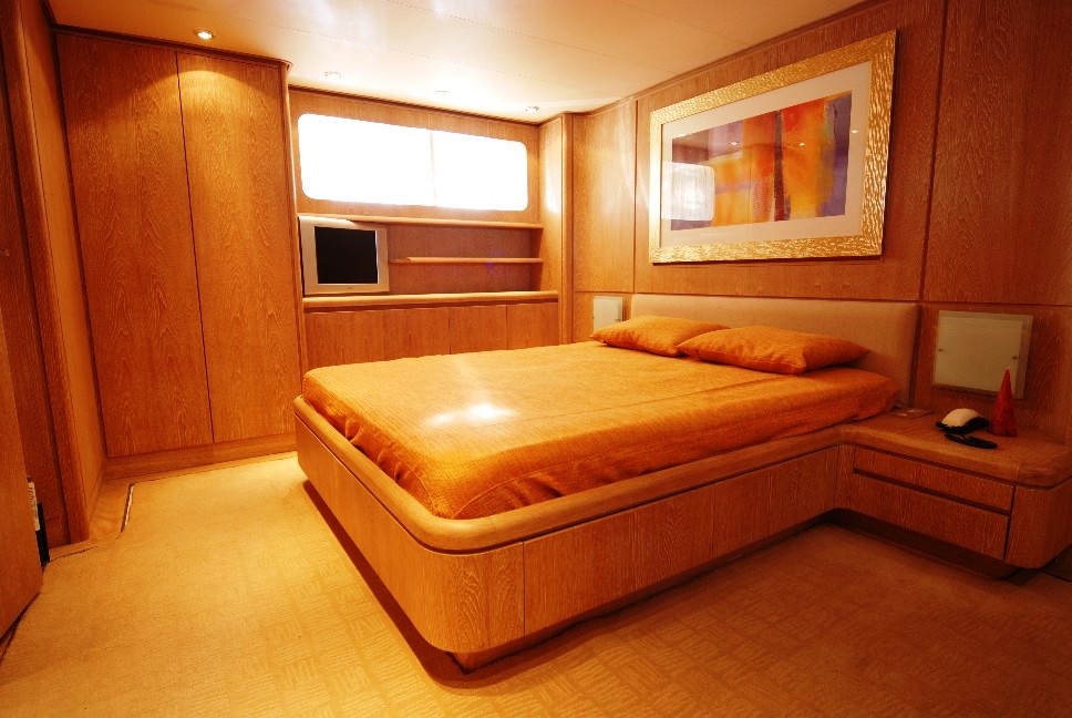 Mablu -  Master Cabin.jpg