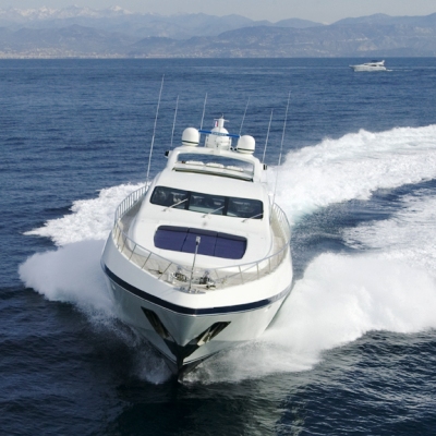 Mangusta 108 FOUR FRIENDS -  Cruisin.jpg