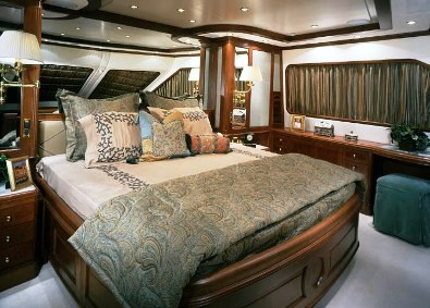Mariah II - VIP Cabin.jpg
