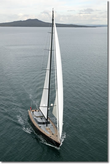 Midnight - Sailing2.jpg