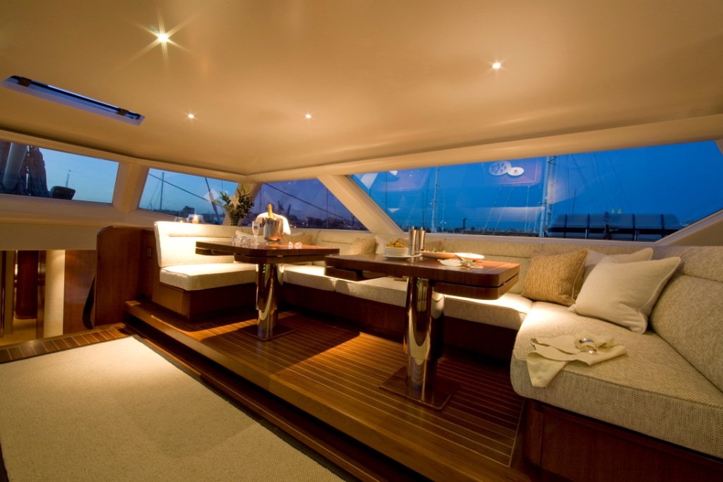 Mirabella III -  Pilothouse Seating 2.JPG